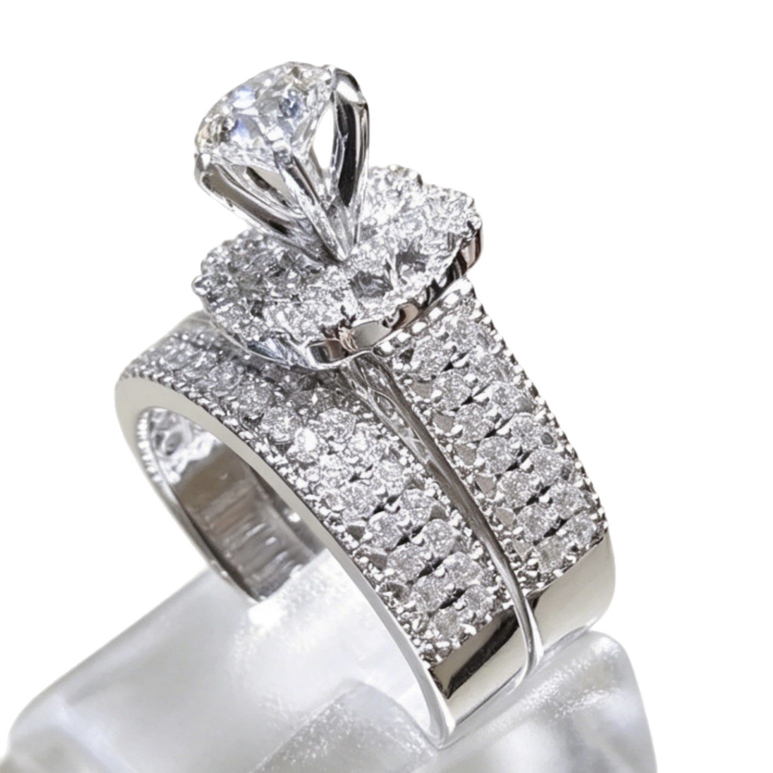 Diamond Encrusted Platinum Ring ⭐4.3