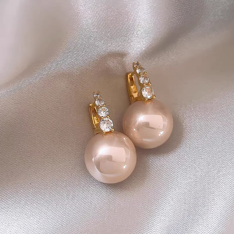 Nude Pink Pearl Drop Earrings Gold ⭐4.3
