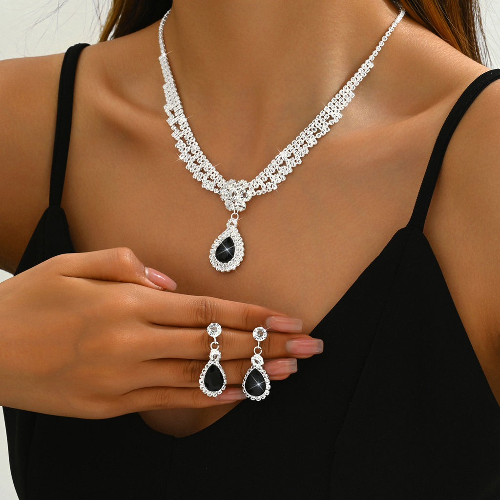 Teardrop Emerald Necklace & Earrings Set ⭐4.5