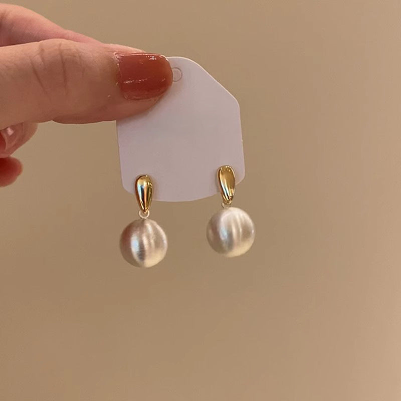Nude Pink Pearl Drop Earrings Gold ⭐4.3