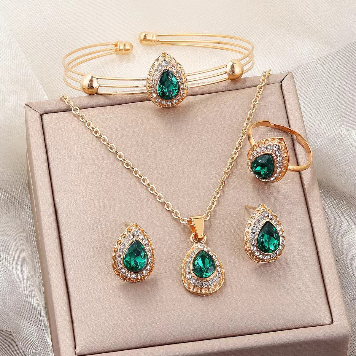 Water Drop Gem Jewelry Set ⭐4.7